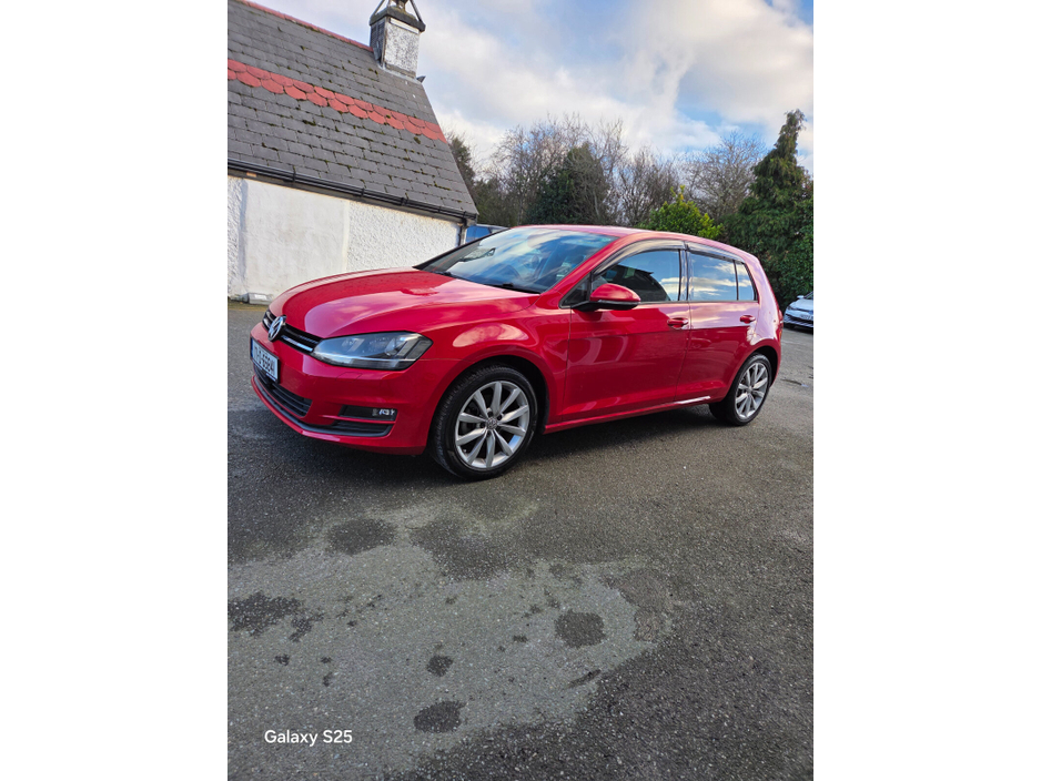 2017 Volkswagen Golf 1.2TSI 3DR 85HP Trendline €14,450
