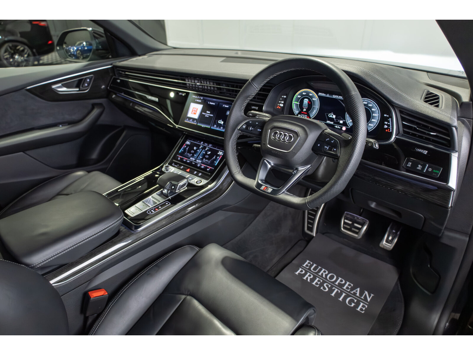 2023 Audi Q8 3.0TFSI e 55 S Line €74,950