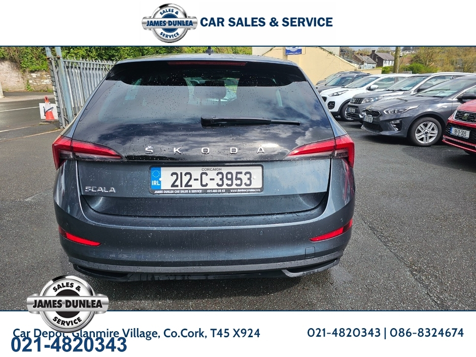 2021 Skoda Scala - image 4