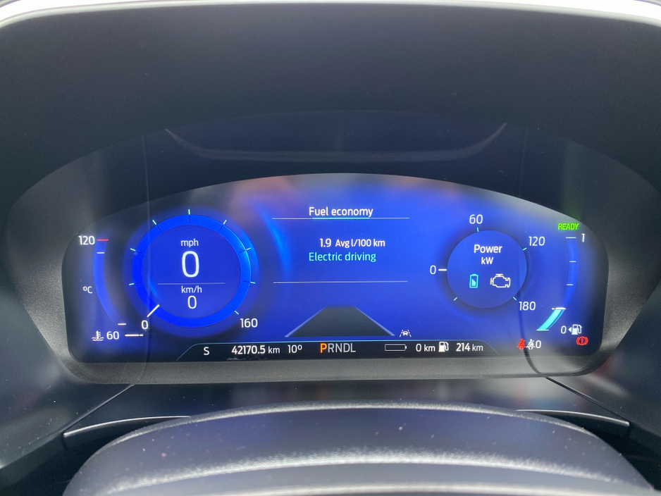 2023 Ford Kuga - image 10