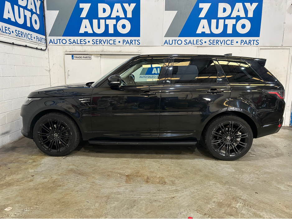 2018 Land Rover Range Rover Sport - image 4