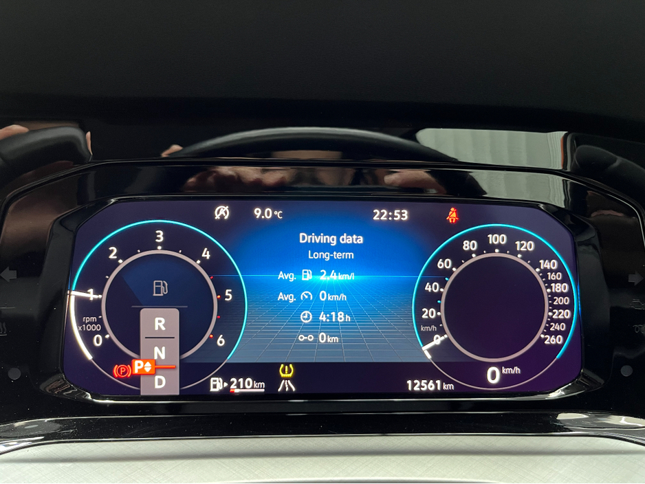 2024 Volkswagen Golf - image 21