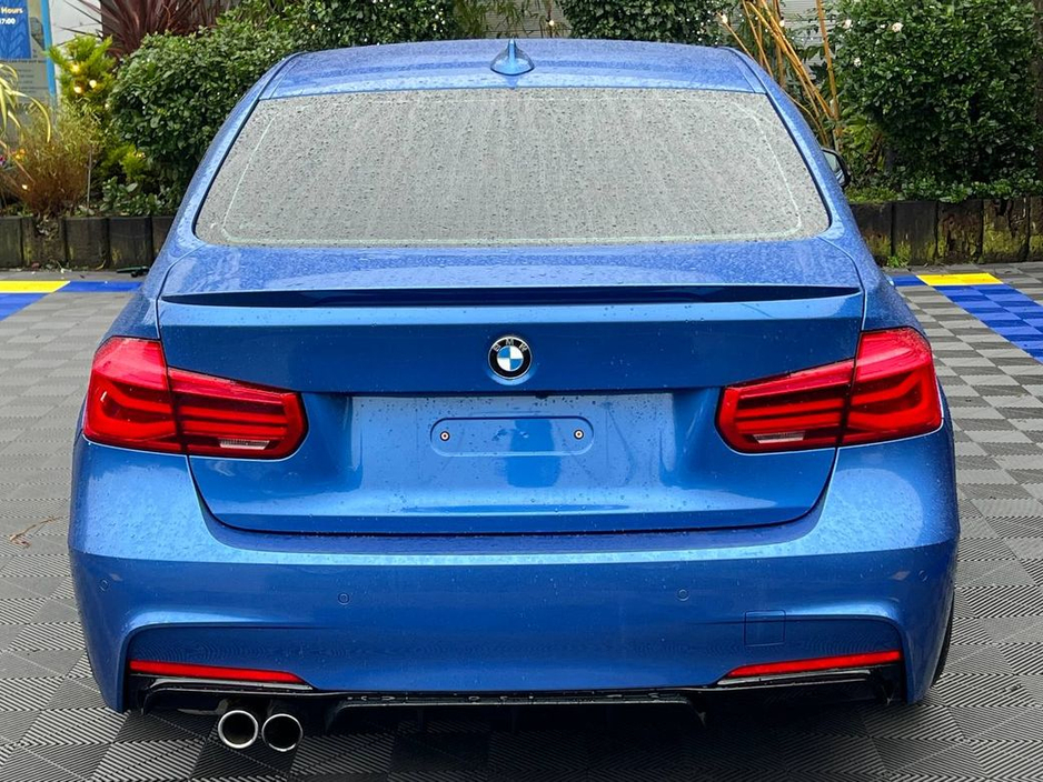 2019 BMW 3 Series 330e M-SPORT COMPETITION 2.0 HYBRID // LOW MILEAGE // NEW 20" M3 ALLOYS // HEATED SUEDE M-SPORT SEATS €25,900