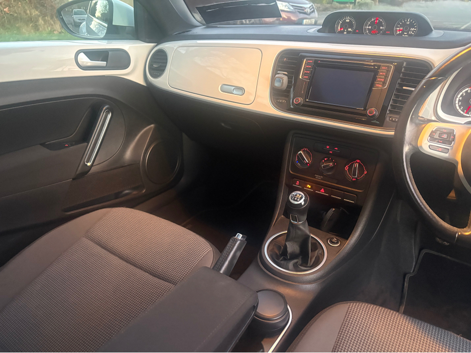 2016 Volkswagen Beetle DSN 1.2 TSI MANUAL 6SPEED FWD BLUEMOTION 105 3DR €15,950