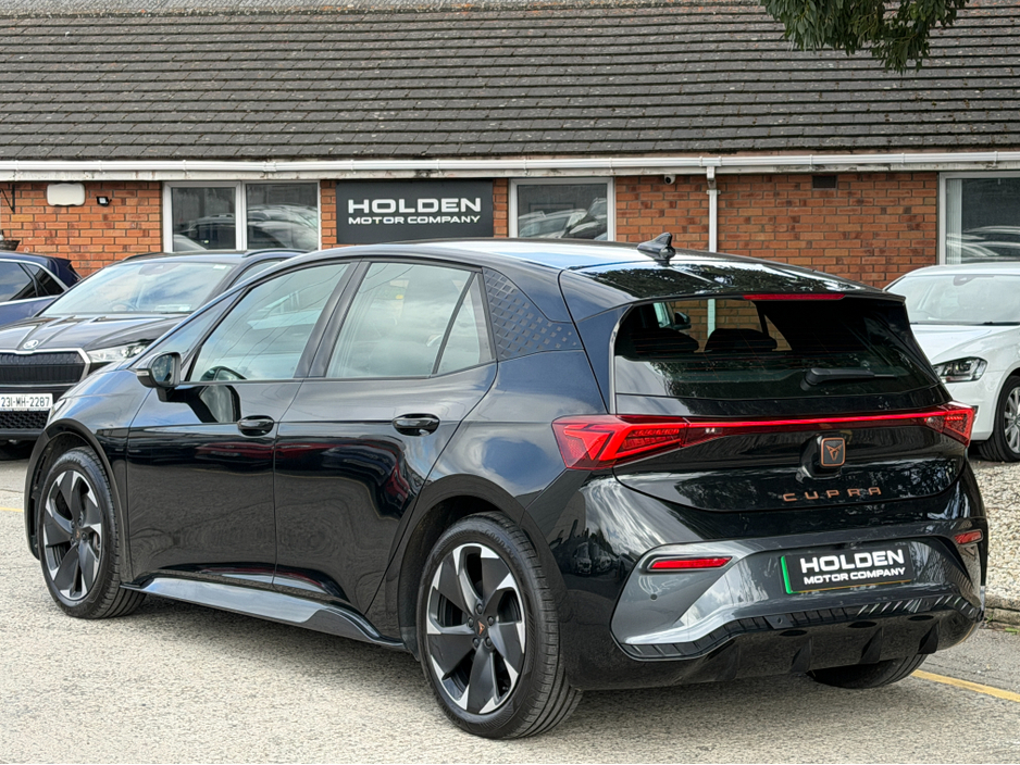 2025 Cupra Born - image 11