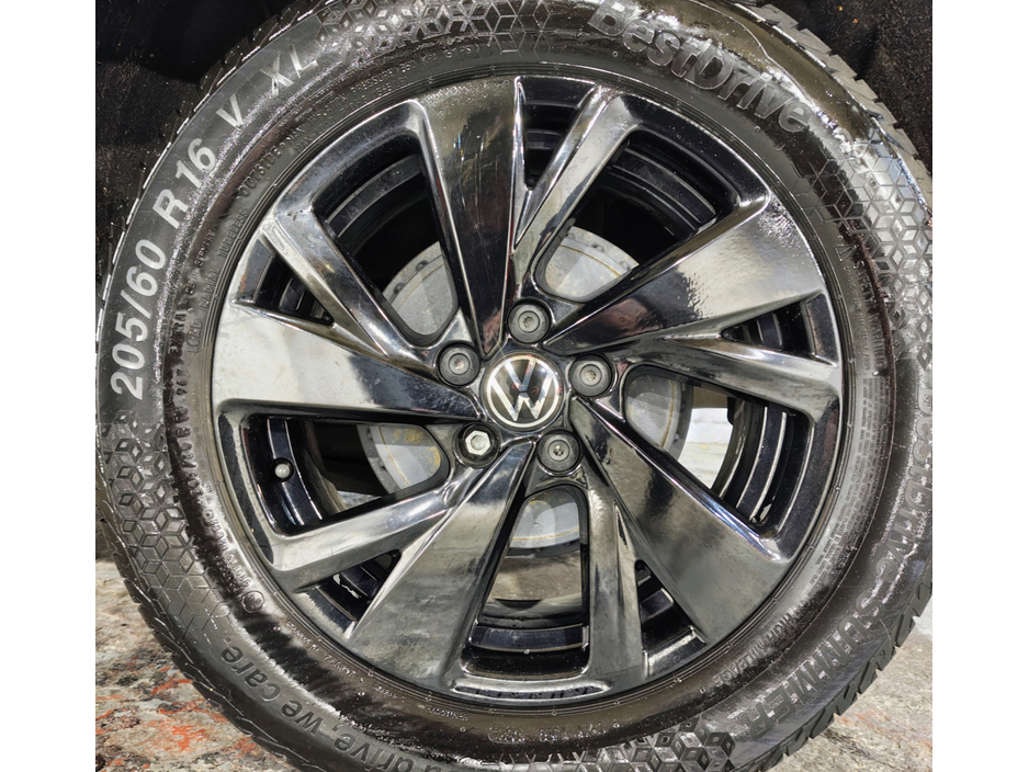 2022 Volkswagen Taigo LIFE 1.0 TSI 95BHP MANUAL 5SPEED 5DR €18,995