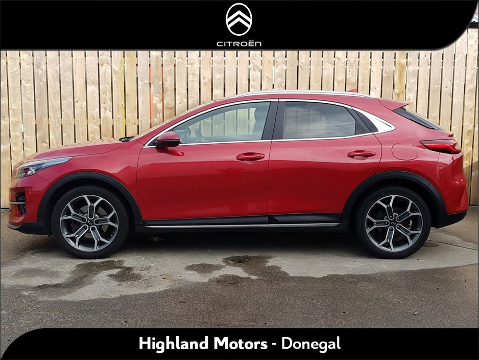 2020 Kia XCeed - image 7