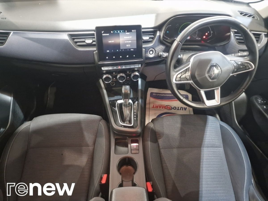 2022 Renault Arkana - image 2