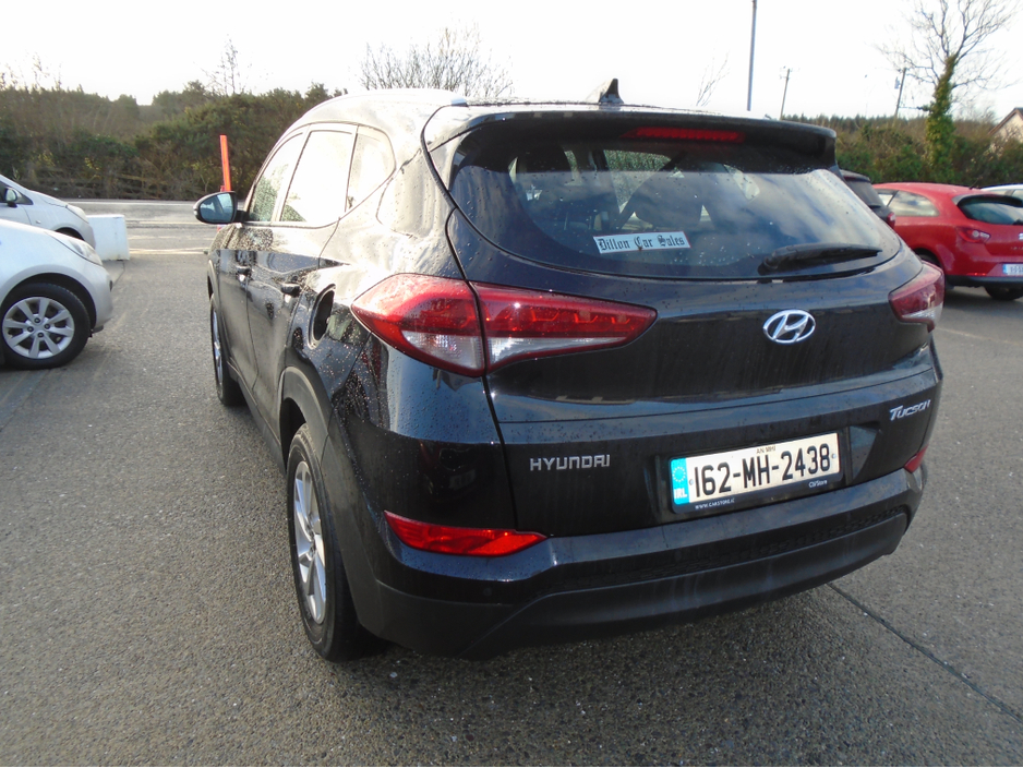 2016 Hyundai Tucson 1.7 CRDI SE NAV BL/DR 5 5DR €13,500