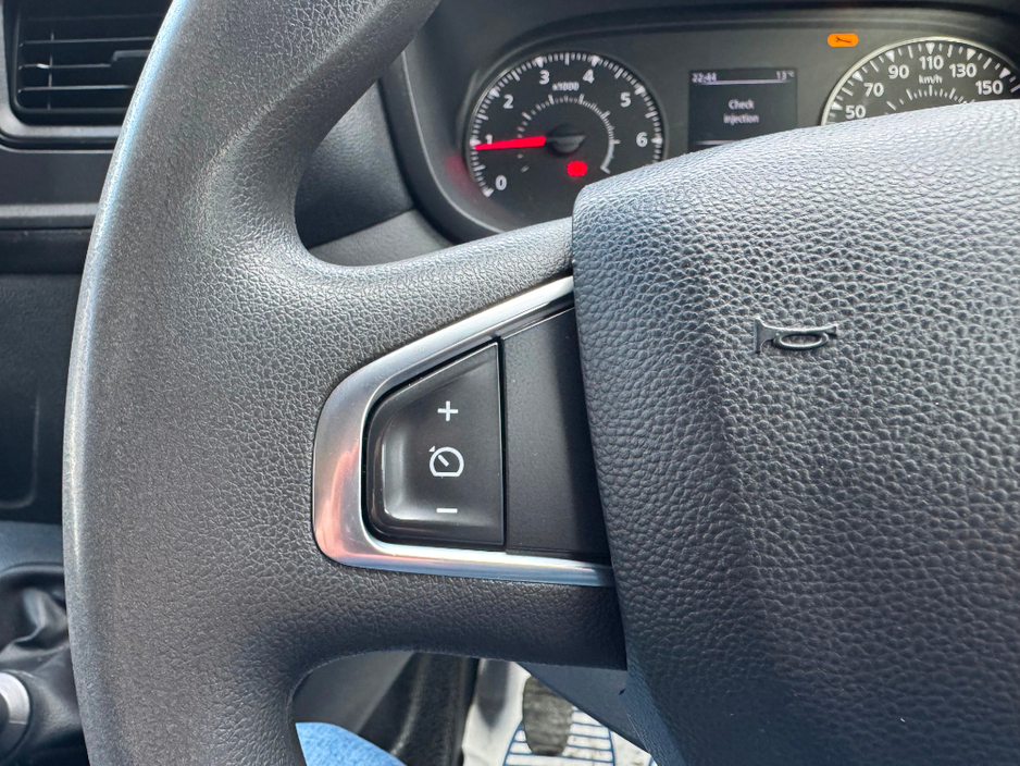 2022 Renault Master - image 18