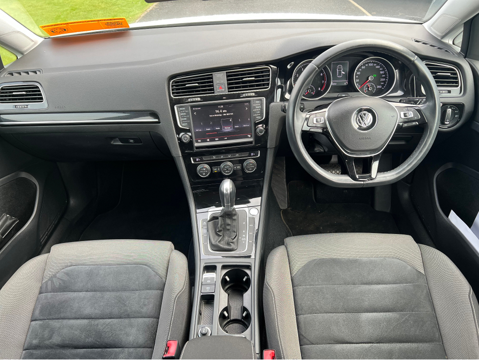 2015 Volkswagen Golf High line €14,950