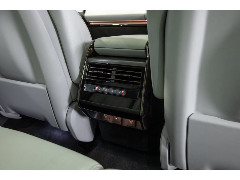 2023 Land Rover Range Rover Sport 3.0 Si4 PHEV 440 PS AWD Auto Dynamic HSE €85,366