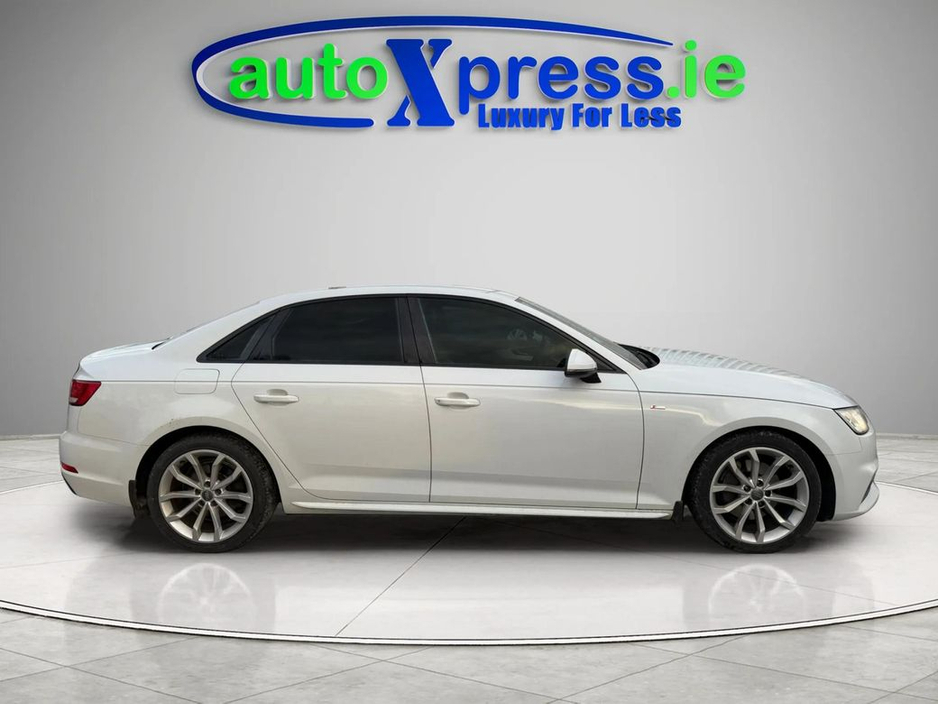 2016 Audi A4 - image 11