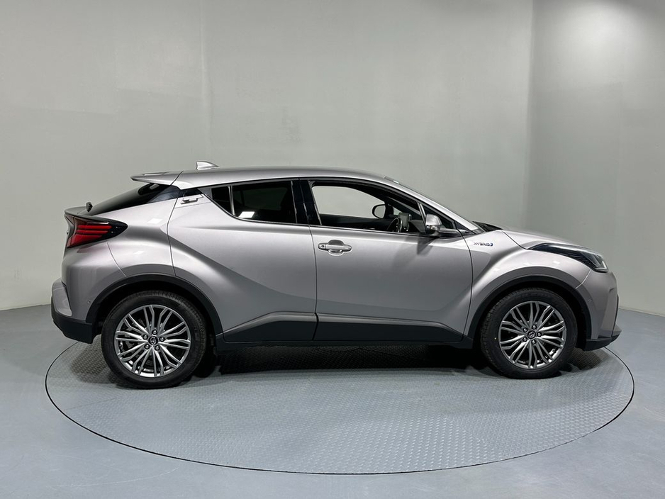 2022 Toyota C-HR Self Charging Hybrid Sol Automatic €25,800