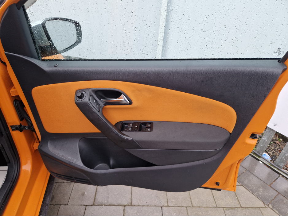 2013 Volkswagen Polo 1.2 PETROL AUTO €9,995