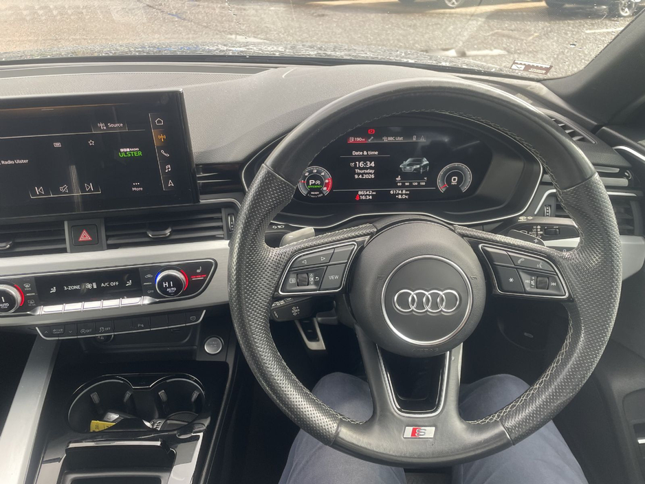 2020 Audi A4 - image 18