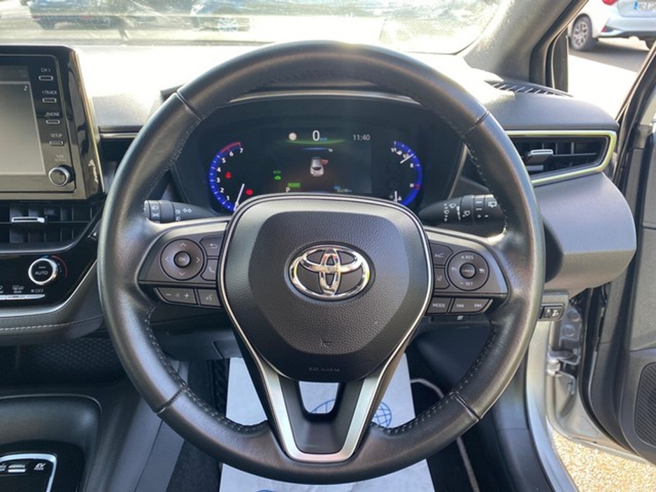 2022 Toyota Corolla COROLLA HYBRID LUNA H/B €25,950