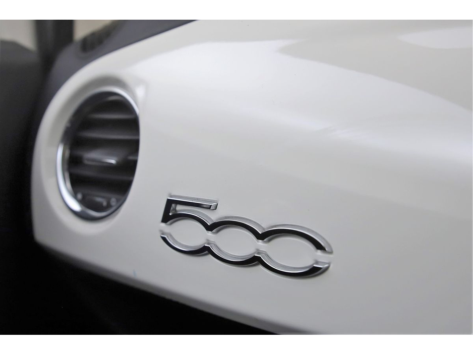 2016 Fiat 500 - image 22