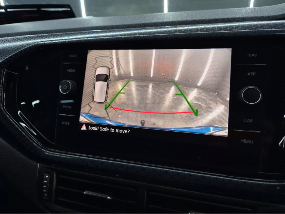 2020 Volkswagen T-Cross - image 7