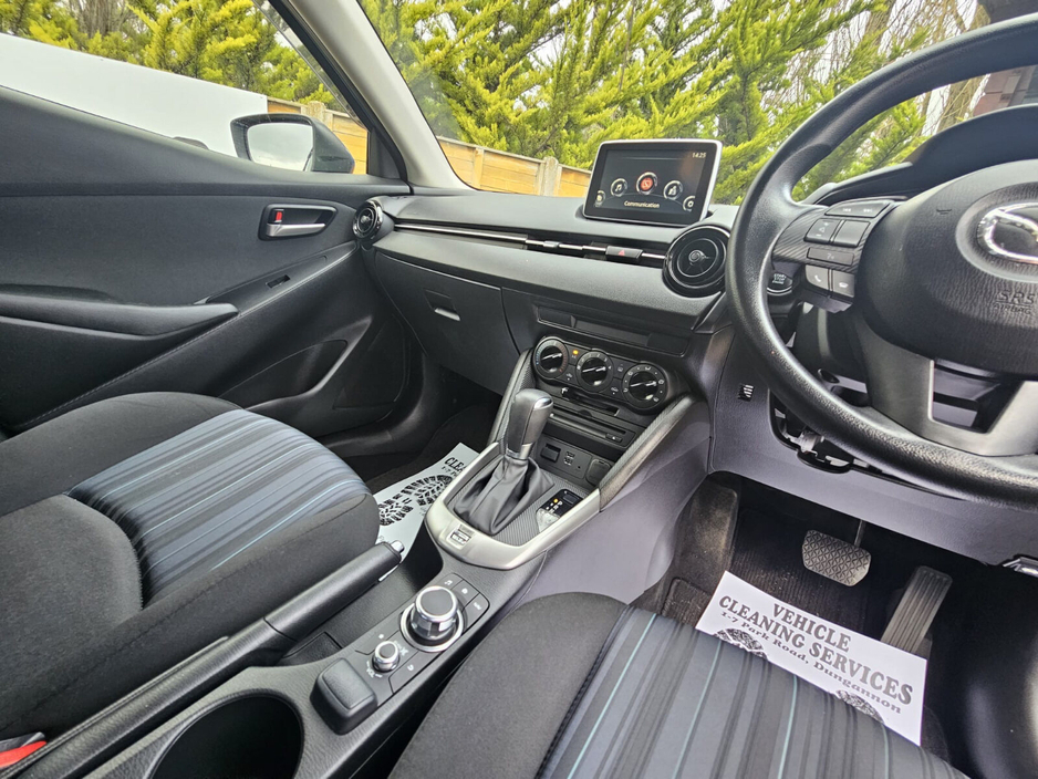 2016 Mazda Demio - image 19