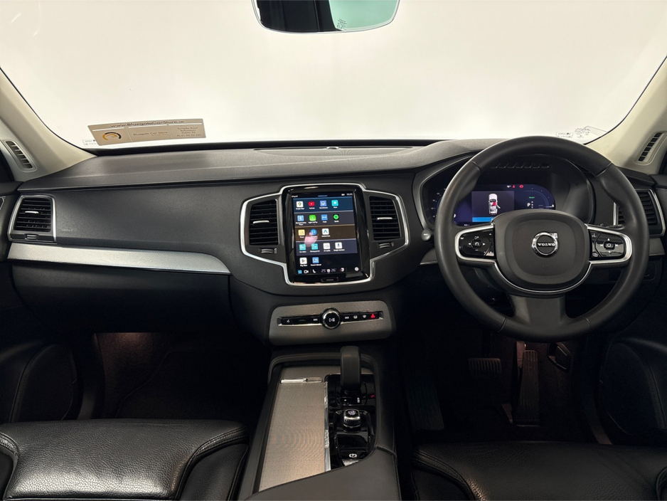 2022 Volvo XC90 2.0 T8**7 SEATER**BLACK LEATHER INTERIOR**FRONT HEATED ELECTRIC MEMORY SEATS**HEATED MULTIFUNCTIONAL STEERING WHEEL**TOUCH SCREEN DIGITAL MEDIA DISPLAY**REVERSE CAMERA*KEYLESS START*ELECTRIC TAILGATE* €53,995