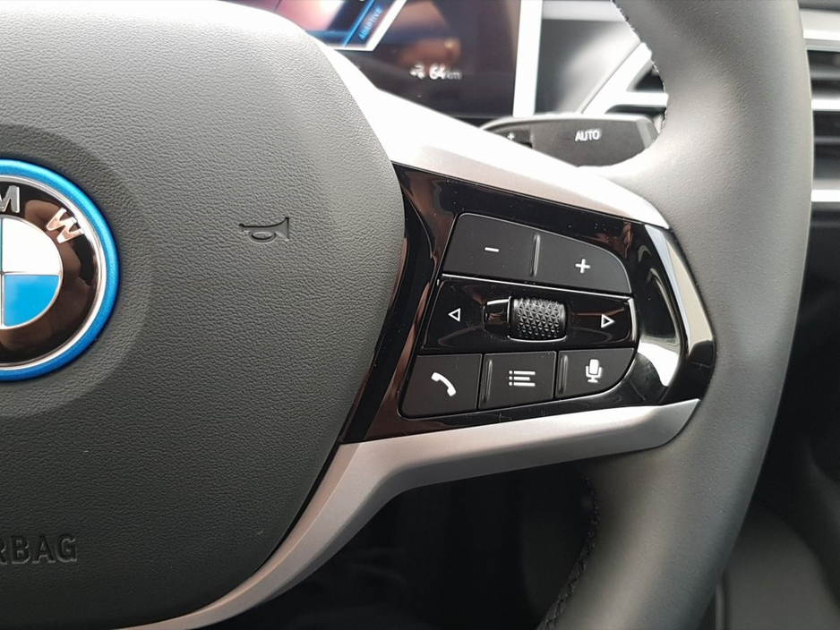 2025 BMW i4 eDrive35 Sport €49,995