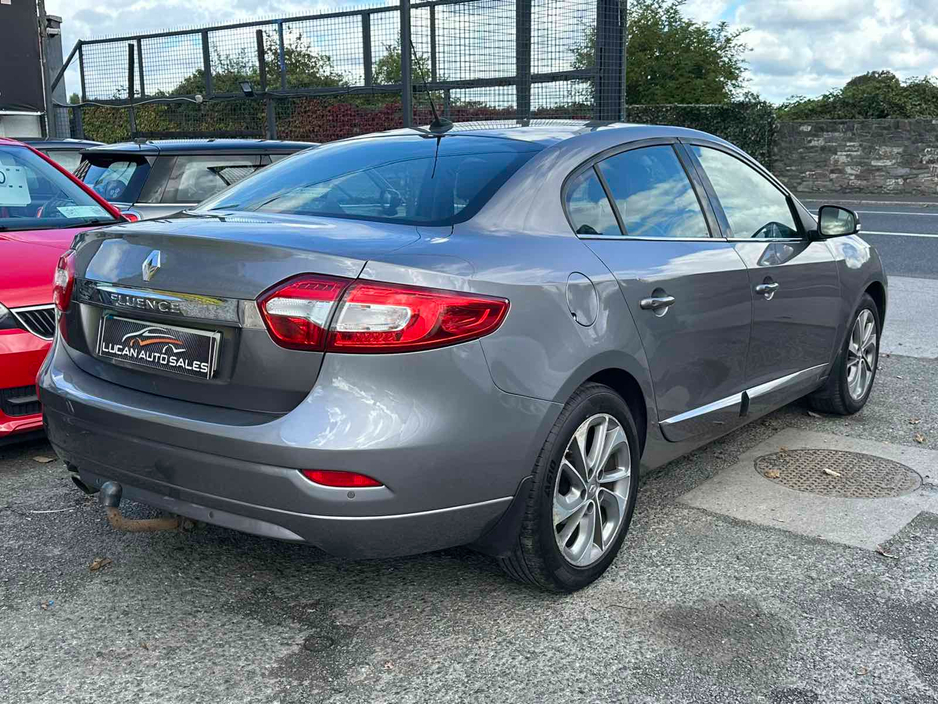 2017 Renault Fluence - image 5