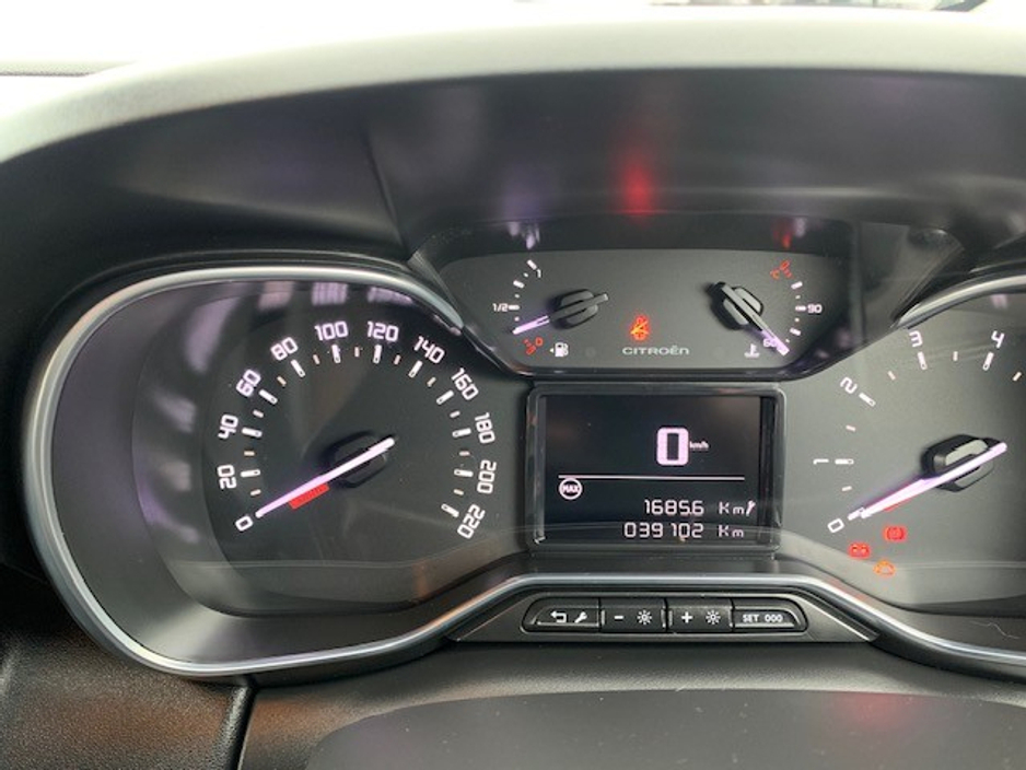 2021 Citroen C3 Aircross - image 13