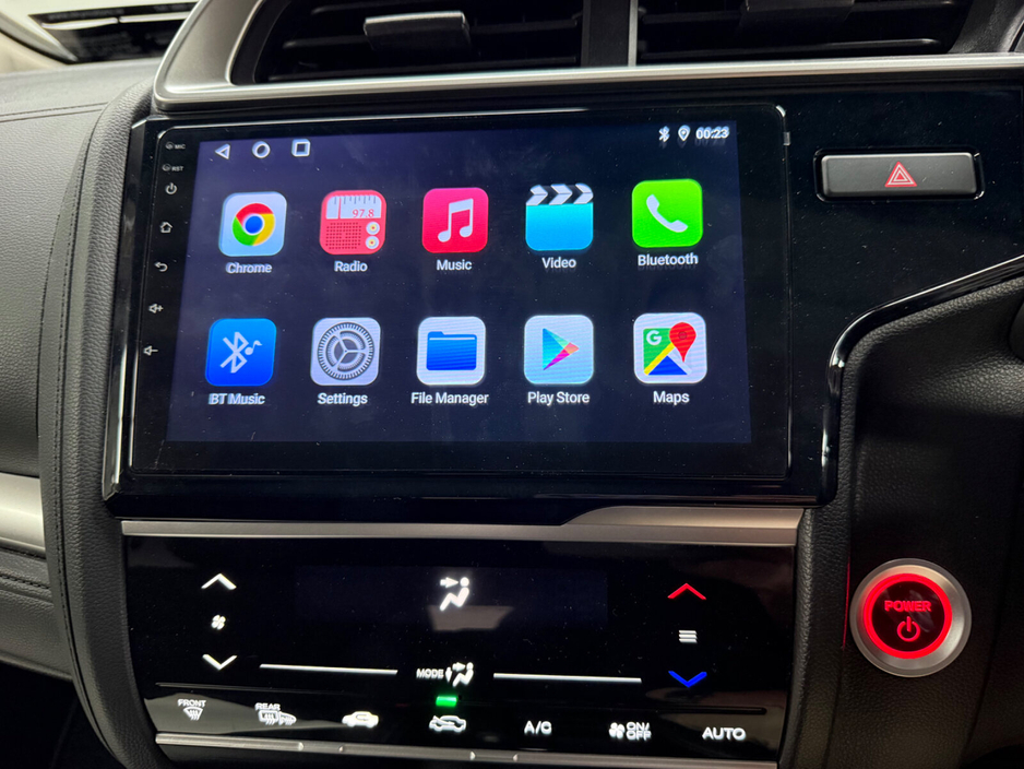 2017 Honda Fit - image 14