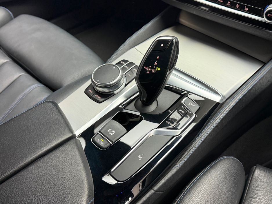 2019 BMW 5 Series 520D M SPORT €29,990