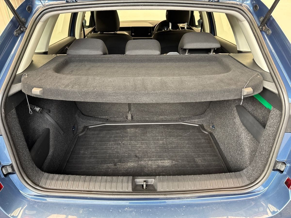 2021 Skoda Kamiq - image 9