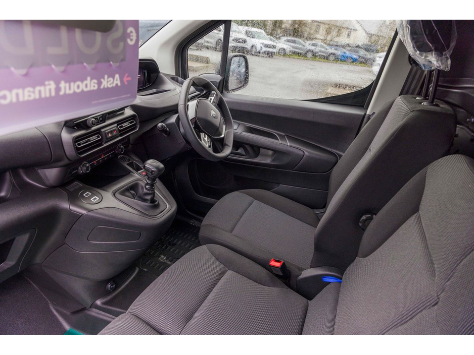 2026 Peugeot Partner 2026 PRE REG OFFER PARTNER PROF PLUS 1.5 HDI 100 €23,750