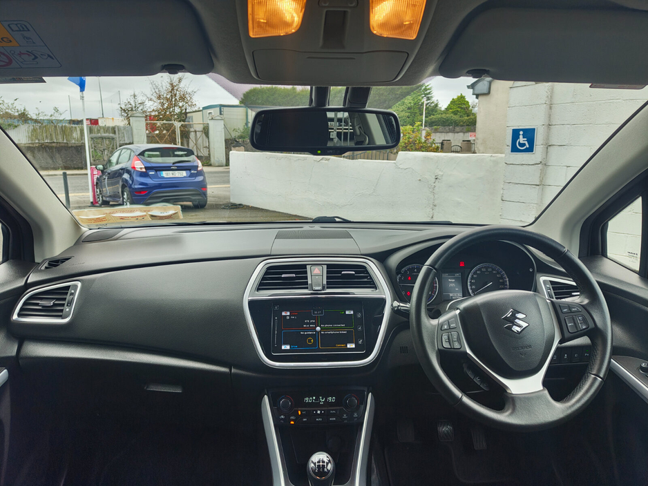 2019 Suzuki SX4 - image 13