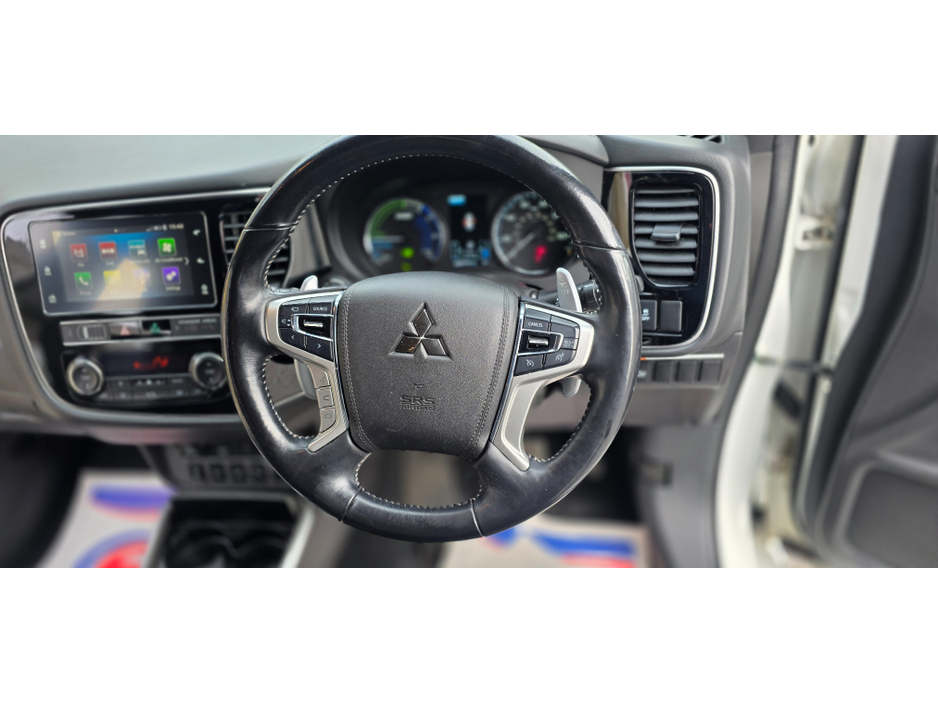 2019 Mitsubishi Outlander - image 15