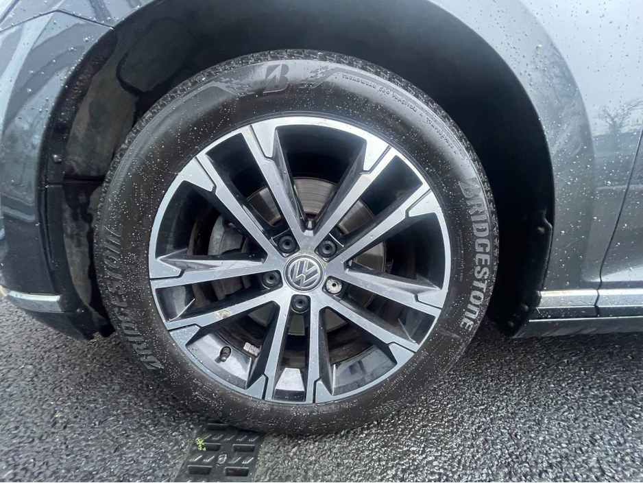 2017 Volkswagen Passat HIGHLINE 1.6 TDI MANUAL 6SPEED FWD 120HP 4DR €14,500