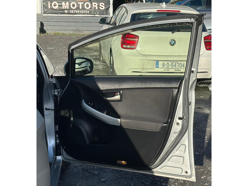 2012 Toyota Prius 1.8 Automatic petrol Hybrid Low Mileage (0324) €8,995