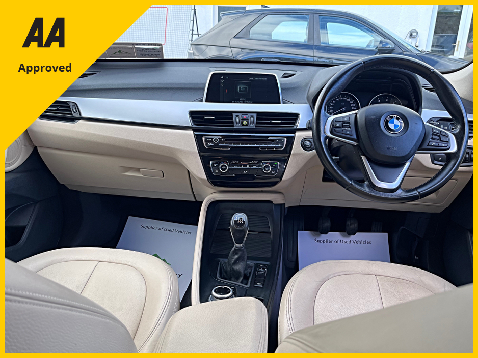 2017 BMW X1 - image 21