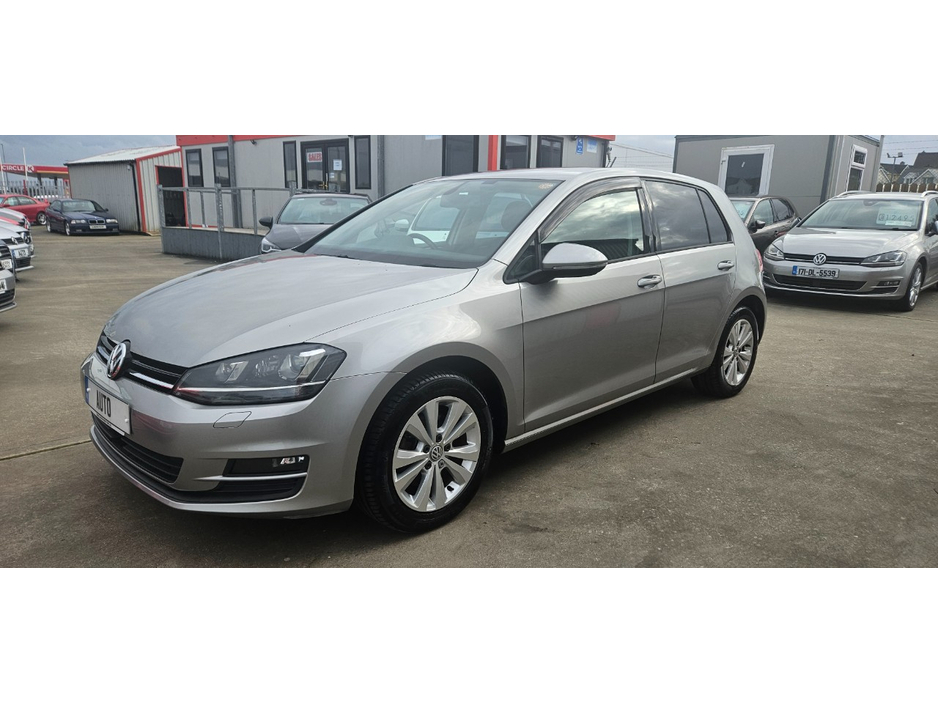 2016 Volkswagen Golf - image 3