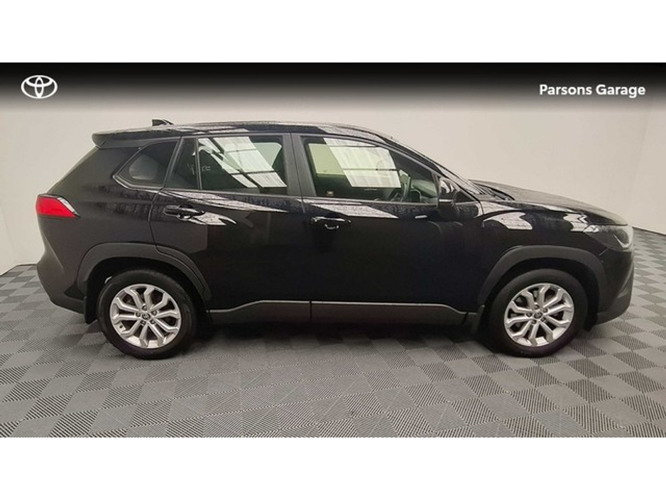 2024 Toyota Corolla Cross CROSS LUNA 1.8 €33,995