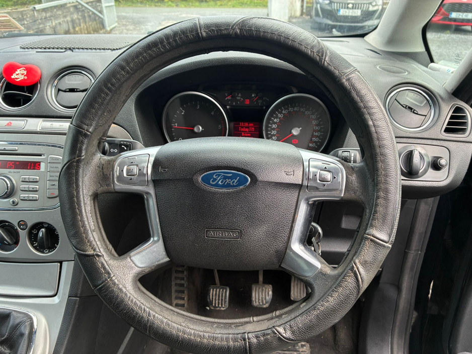 2008 Ford Galaxy - image 8