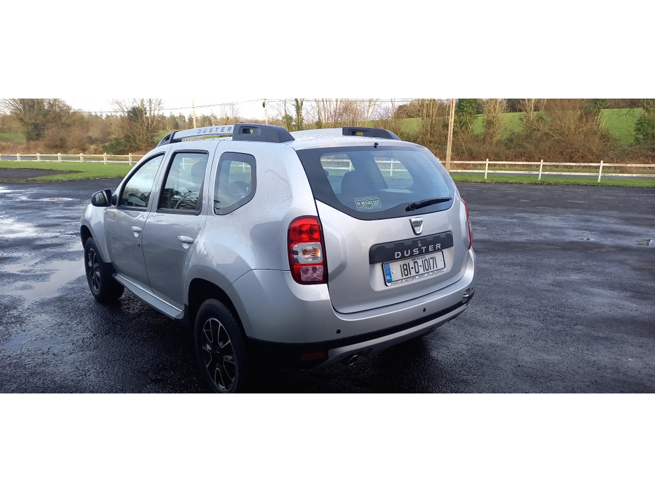 2018 Dacia Duster - image 5