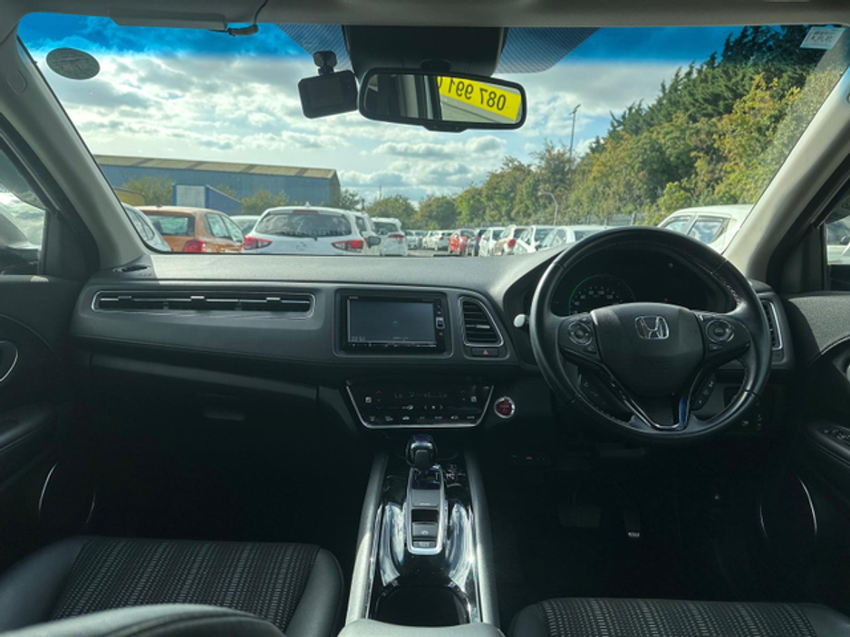 2017 Honda Vezel - image 16