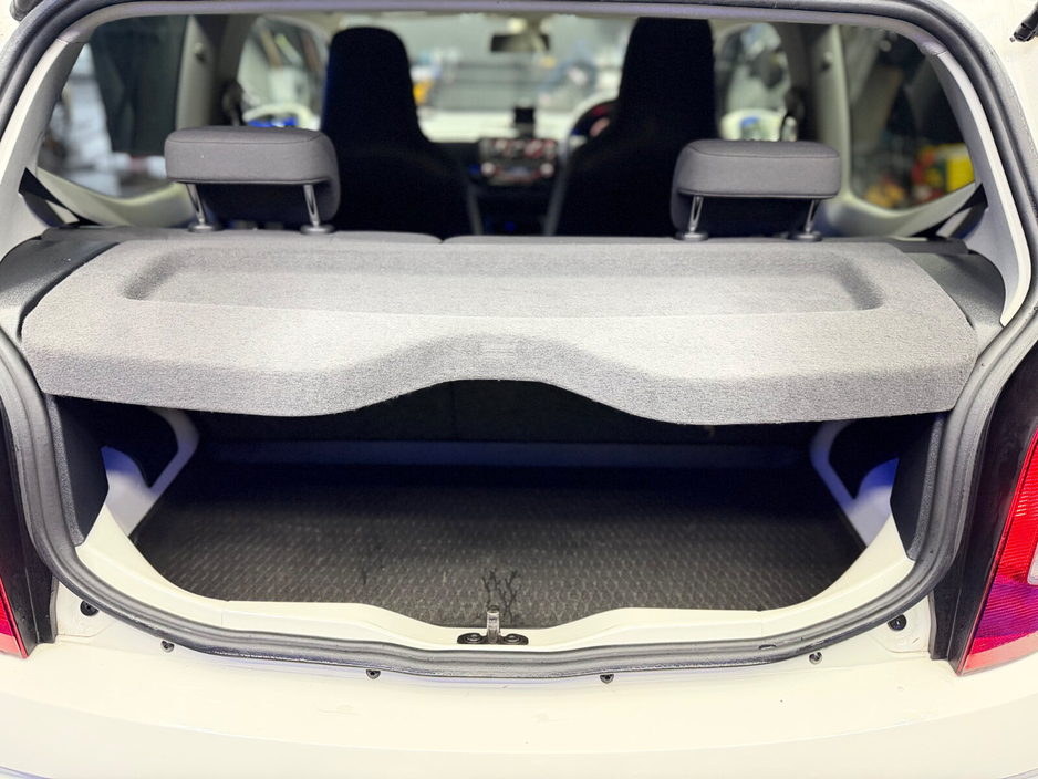 2013 Volkswagen up! 1.0 75BHP TAKE UP €6,300