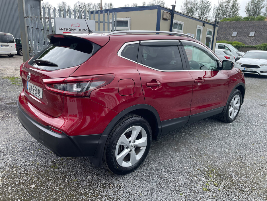 2021 Nissan Qashqai 1.3 PET SE DCT €23,995