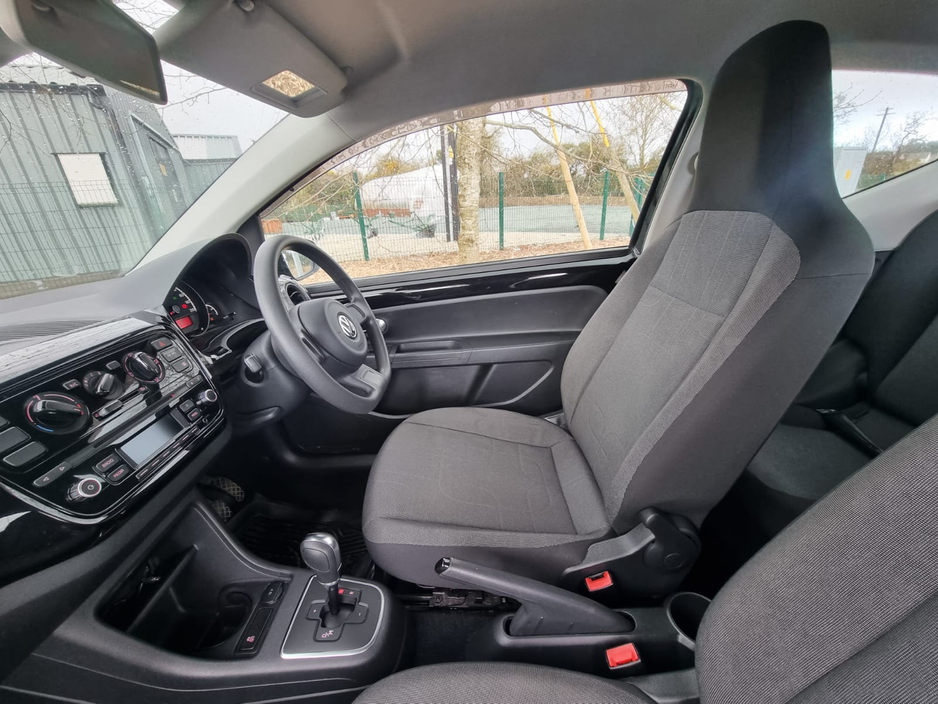 2014 Volkswagen up! - image 19