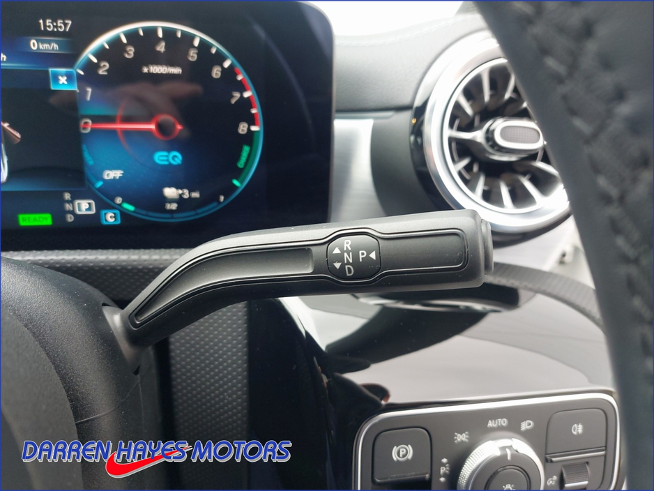 2022 Mercedes-Benz CLA Class - image 13