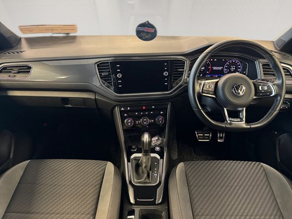 2020 Volkswagen T-Roc - image 15