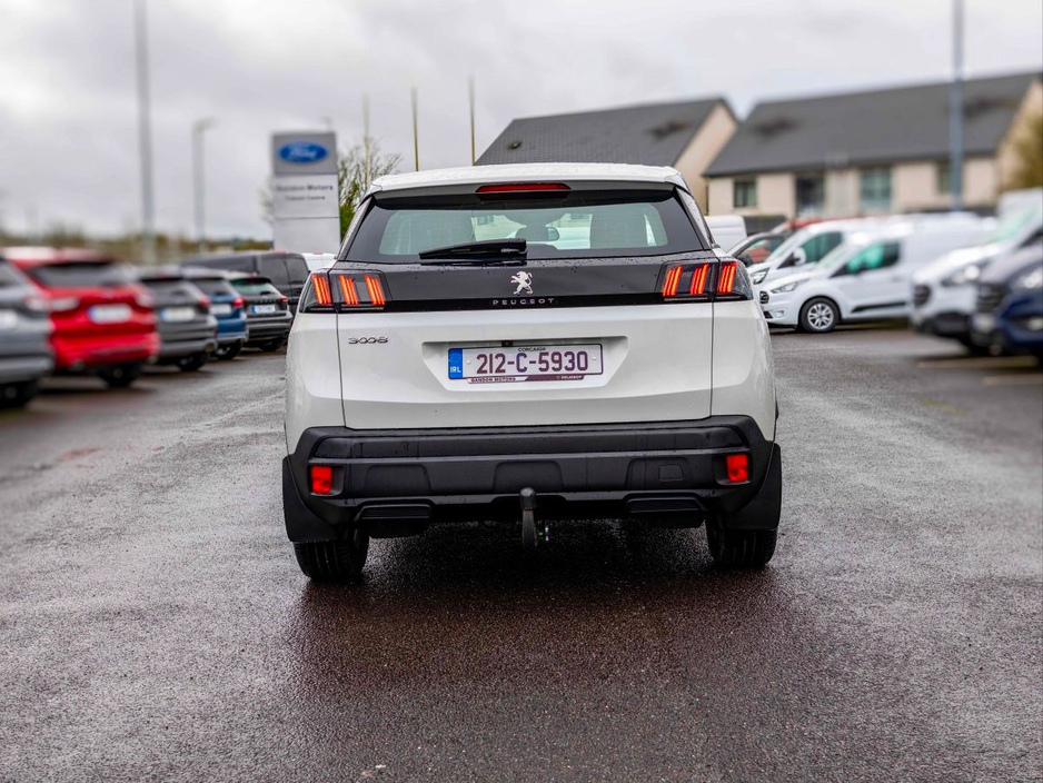 2021 Peugeot 3008 - image 15