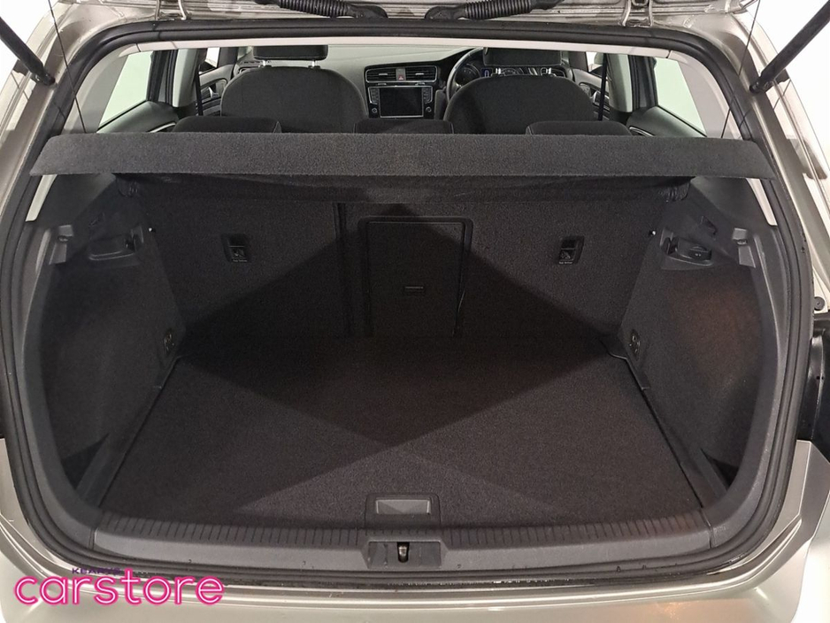 2016 Volkswagen Golf High Line 1.2TSI DSG 5DR 105BHP €17,880