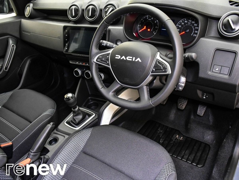 2023 Dacia Duster Journey TCe 90 4x2 NBI €22,900